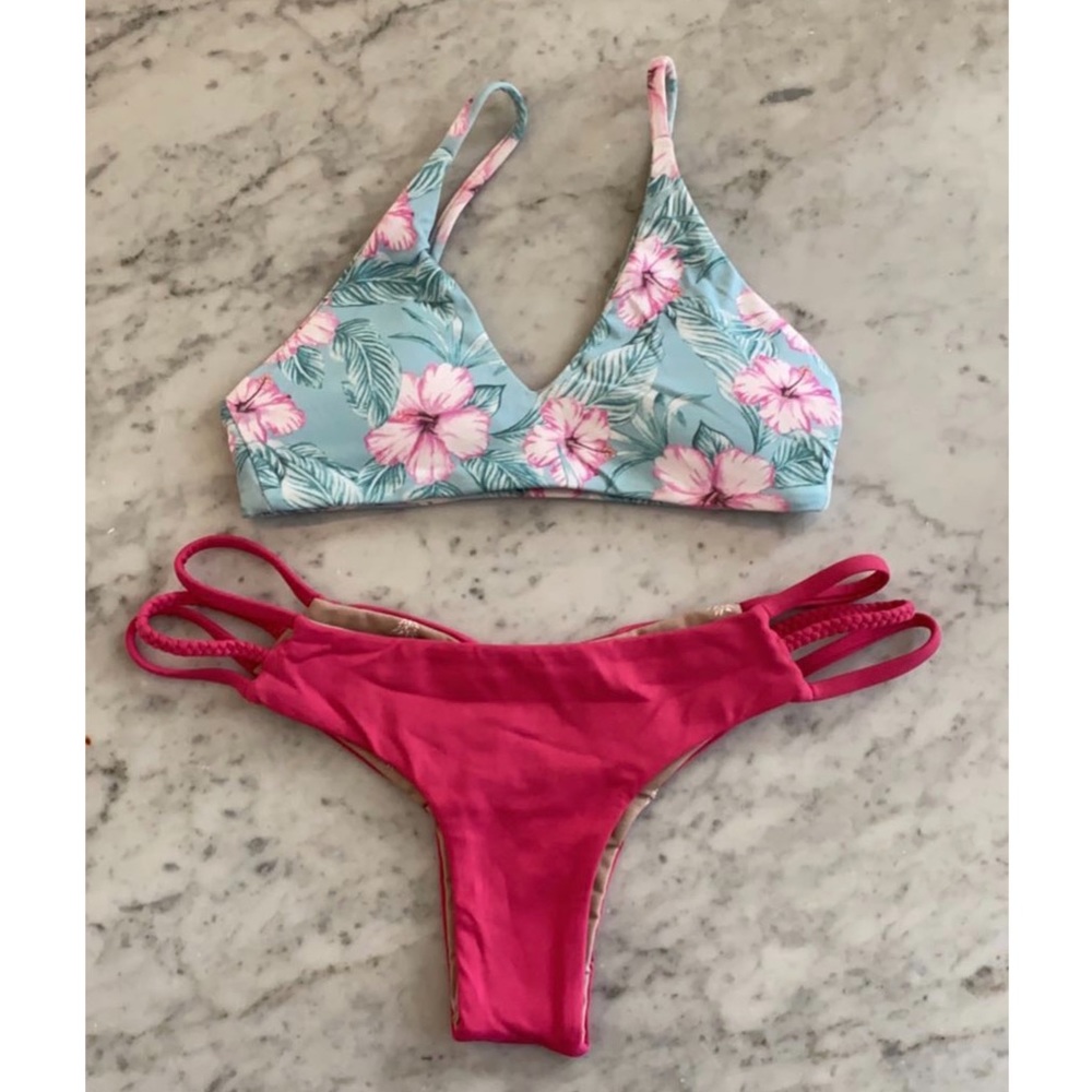 Midori bikinis Rowan top and Emmie bottoms